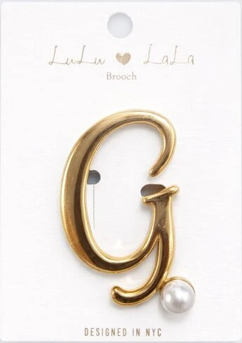Lulu LaLa "G" Script Brooch with Pearl